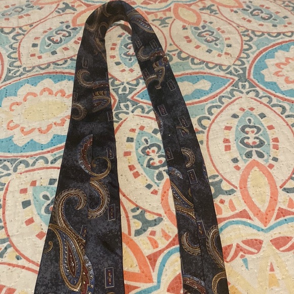 tie  Jhonatan.carson - Picture 6 of 8